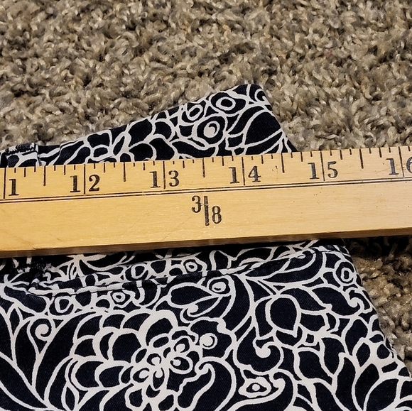 Talbots size 8 ankle stretch pants in a blue and white floral Print - Picture 10 of 10